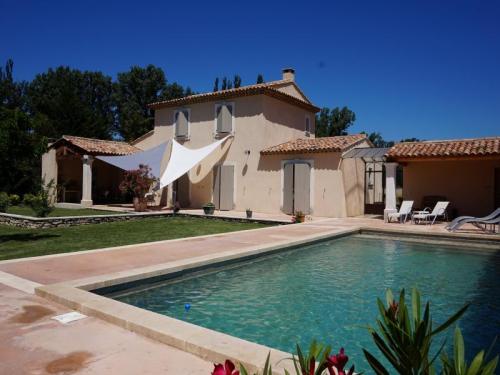 Location de charme en Luberon, à Goult