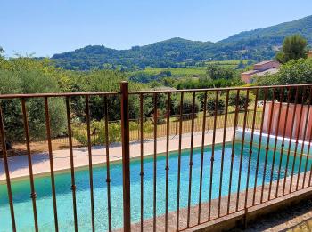 Villa avec grande piscine chauffée pour 6 personnes à Apt en Luberon