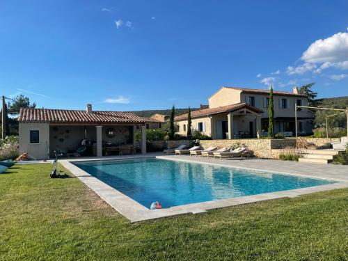 Grande villa de prestige avec piscine pour 12 personnes