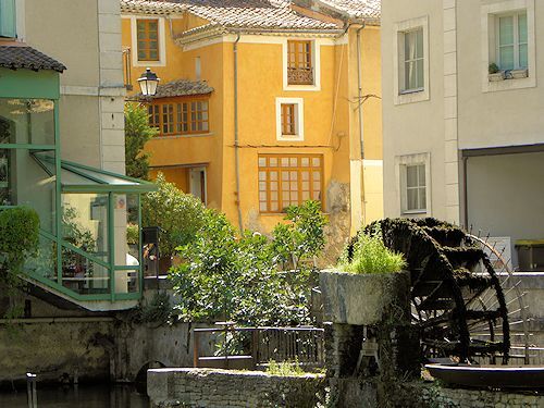 Fontaine-de-Vaucluse - Vaucluse - Luberon Provence
