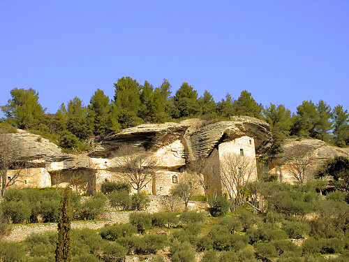 Les-Beaumettes - Vaucluse - Luberon Provence